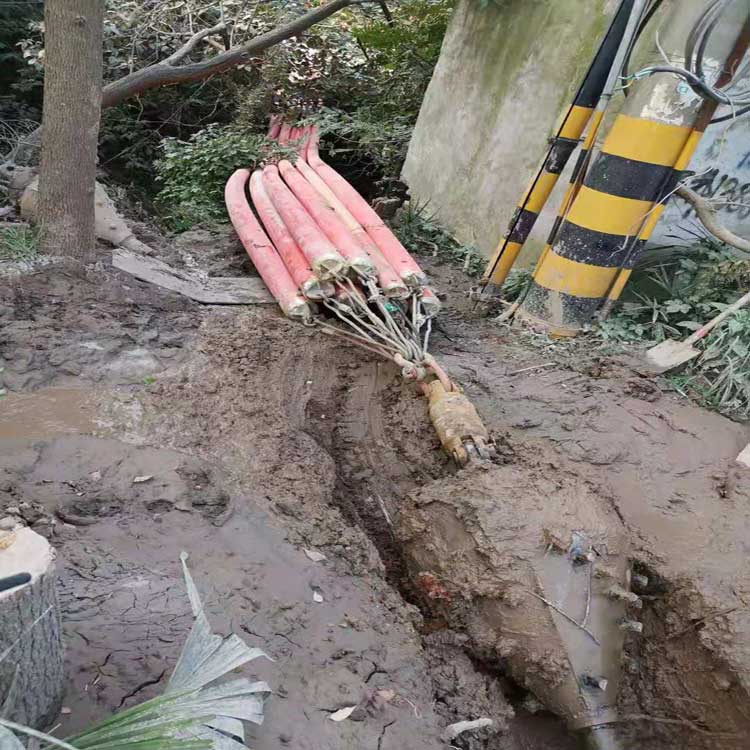 嘉峪关武汉卷帘门拖拉管